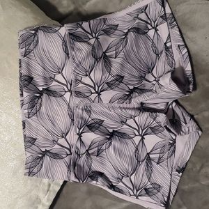 Buffbunny shorts, medium, lilac